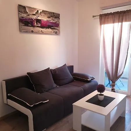 Stinjan: Modern Relaxing פולה